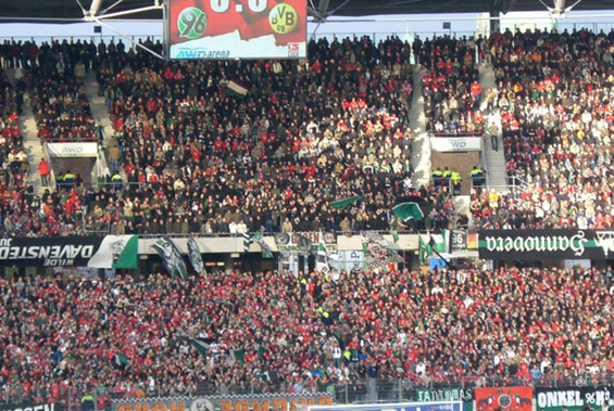 Hannover 96 vs Borussia Dortmund (4-2) (2)