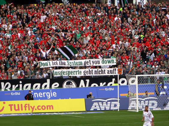 Hannover 96 vs FC Bayern München (1-2) (14)