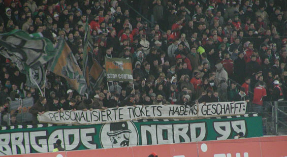 Hannover 96 vs DSC Arminia Bielefeld (1-1) (2)
