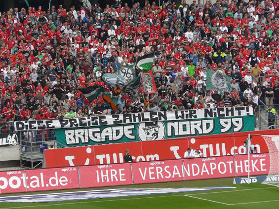 Hannover 96 vs Eintracht Frankfurt (1-1) (10)