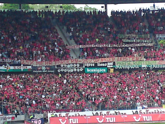 Hannover 96 vs VfL Wolfsburg (0-5) (4)