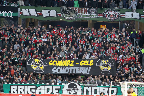 Hannover 96 vs Borussia Dortmund (0-4) (1)