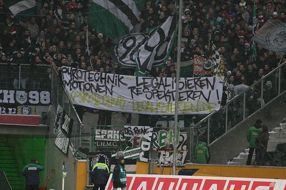 Borussia Mönchengladbach vs Hannover 96 (1-2) (2)
