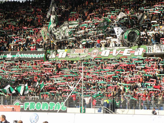 Hannover 96 vs 1. FC Köln (2-1) (11)