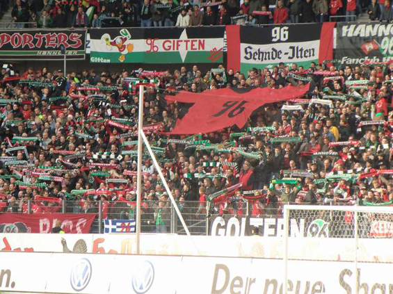 Hannover 96 vs 1. FC Köln (2-1) (12)