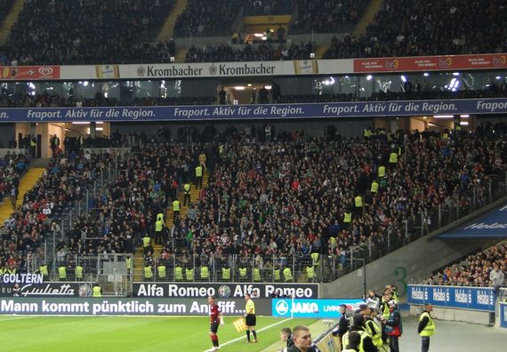 Eintracht Frankfurt vs Hannover 96 (2-3) (2)