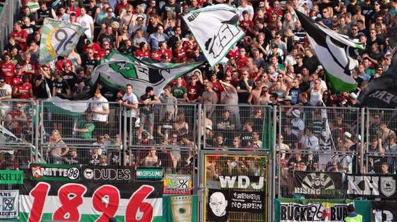 KSV Hessen Kassel vs Hannover 96 (0-2) (5)