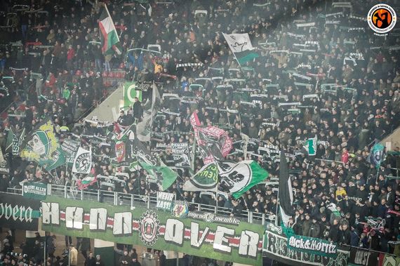 Hannover 96 vs 1. FC Kaiserslautern (1-0) (2)