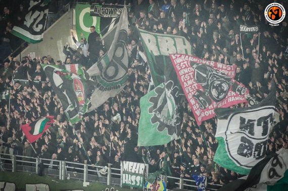 Hannover 96 vs 1. FC Kaiserslautern (1-0) (6)
