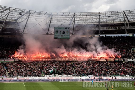 Hannover 96 vs Eintracht Braunschweig (1-0) (4)