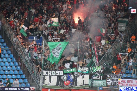 VfL Bochum vs Hannover 96 (1-1) (9)