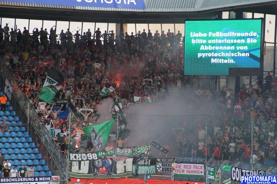 VfL Bochum vs Hannover 96 (1-1) (11)