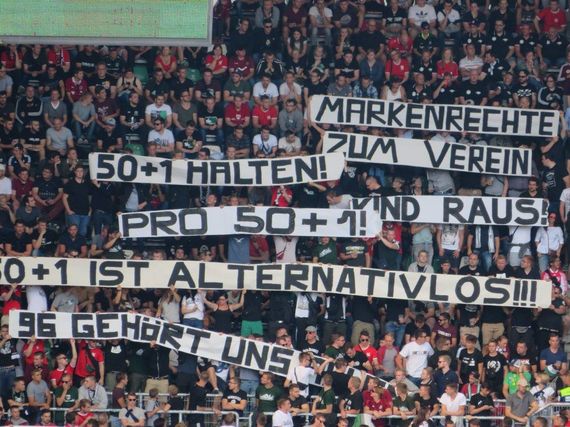 Hannover 96 vs FC Schalke 04 (1-0) (12)