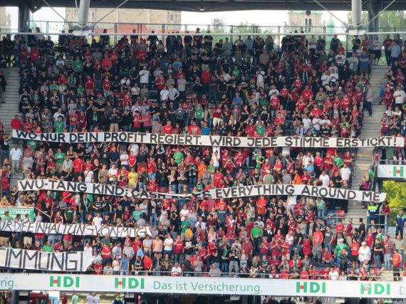 Hannover 96 vs FC Schalke 04 (1-0) (13)