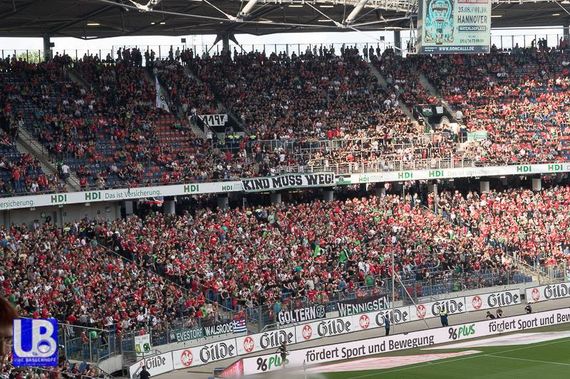 Hannover 96 vs FC Schalke 04 (1-0) (15)