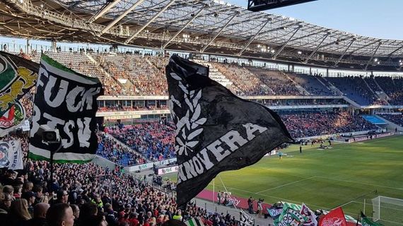Hannover 96 vs Eintracht Frankfurt (0-3) (1)
