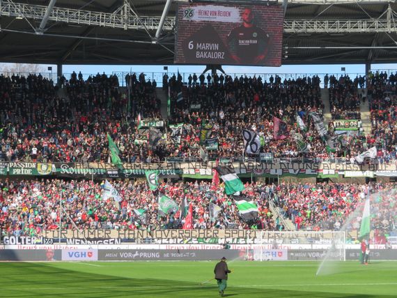 Hannover 96 vs FC Schalke 04 (0-1) (4)