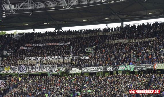 Hannover 96 vs SC Freiburg (3-0) (2)