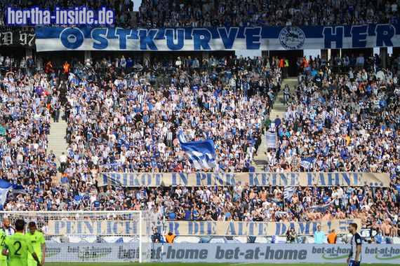 Hertha BSC vs FC Augsburg (2-0) (15)