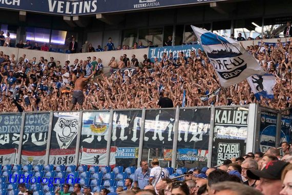 FC Schalke 04 vs Hertha BSC (3-0) (7)
