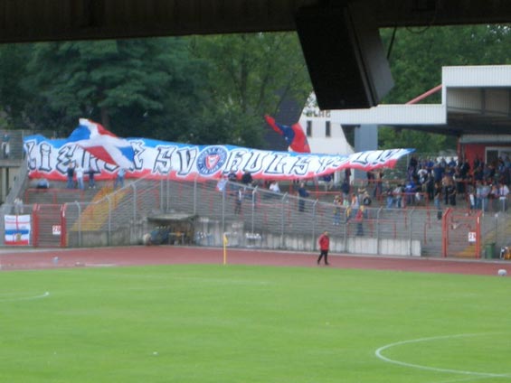 Rot-Weiß Oberhausen vs Holstein Kiel (0-1) (2)