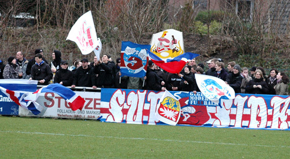 SV Henstedt-Rhen vs Holstein Kiel (0-3) (2)