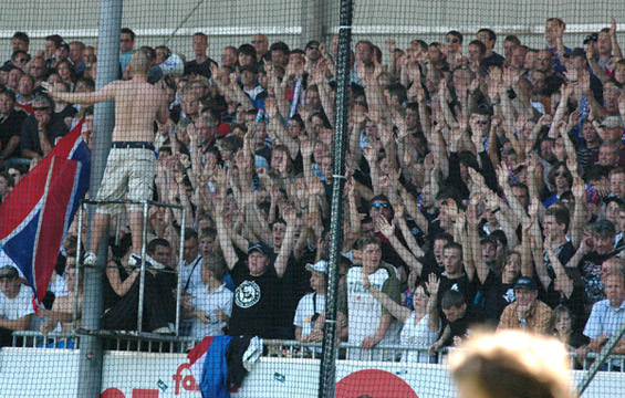 Holstein Kiel vs Hamburger SV (0-5) (4)