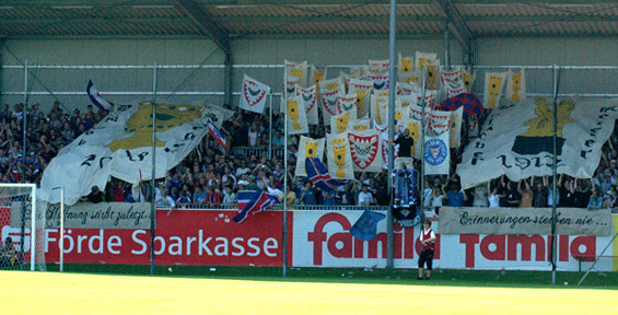 Holstein Kiel vs Hamburger SV (0-5) (6)