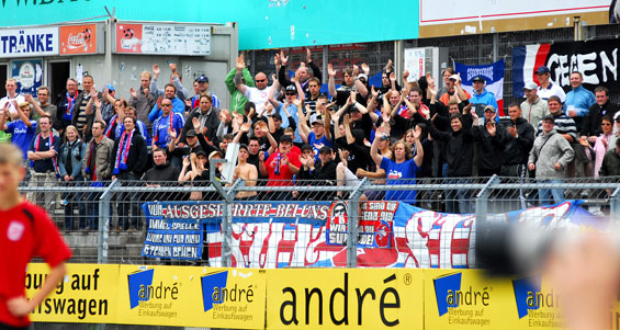 SSV Jahn Regensburg vs Holstein Kiel (2-0) (2)