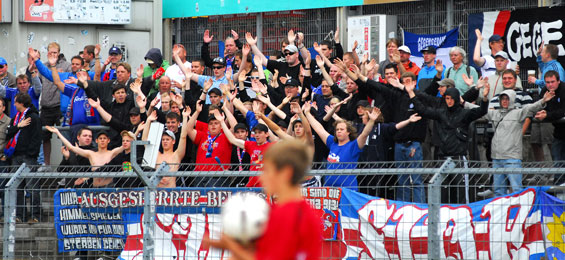 SSV Jahn Regensburg vs Holstein Kiel (2-0) (4)