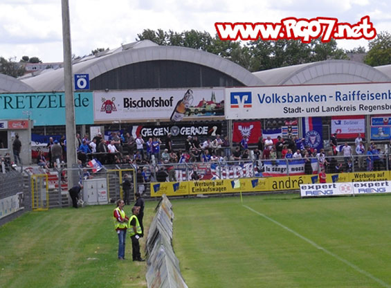 SSV Jahn Regensburg vs Holstein Kiel (2-0) (5)
