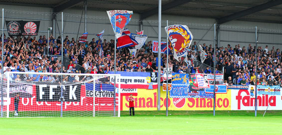 Holstein Kiel vs Wacker Burghausen (0-1) (2)