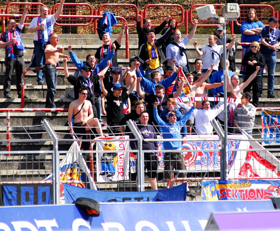 FC Erzgebirge Aue vs Holstein Kiel (3-1) (4)