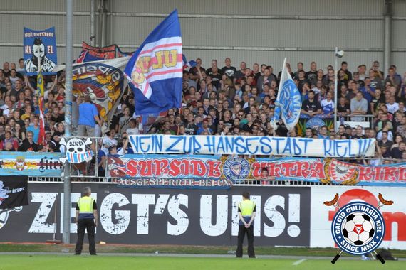 Holstein Kiel vs FC Hansa Rostock (2-0) (8)