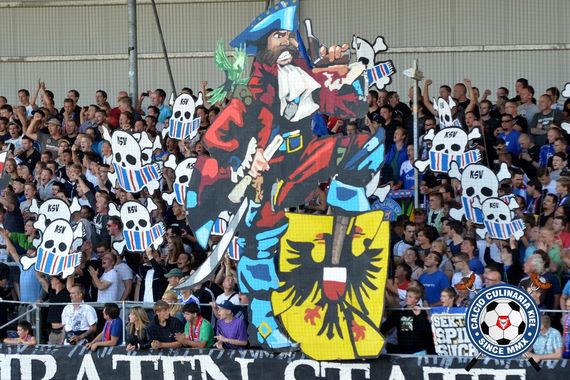 Holstein Kiel vs FC Hansa Rostock (2-0) (9)