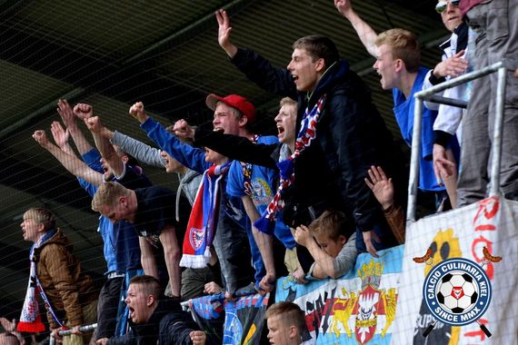 Holstein Kiel vs SC Fortuna Köln (4-0) (1)