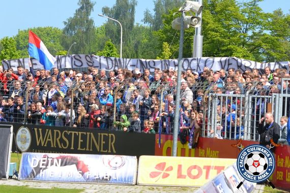 Holstein Kiel vs Stuttgarter Kickers (0-2) (2)