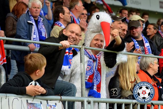Holstein Kiel vs Stuttgarter Kickers (0-2) (9)