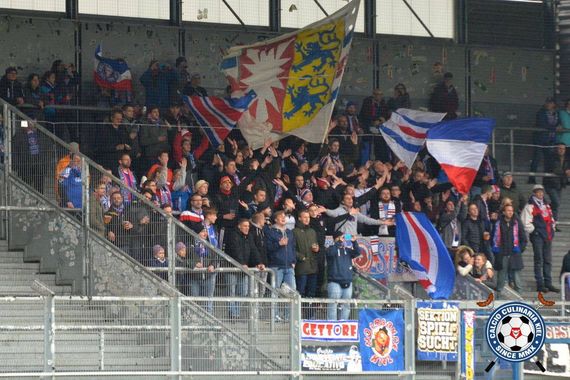 SV Wehen Wiesbaden vs Holstein Kiel (0-0) (2)