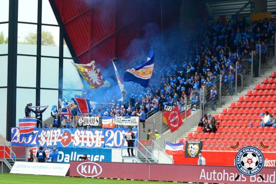 SSV Jahn Regensburg vs Holstein Kiel (0-3) (8)