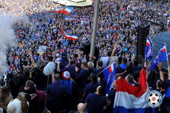 Holstein Kiel vs Hallescher FC (3-0) (2)
