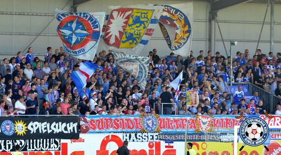 Holstein Kiel vs FSV Zwickau (3-0) (2)
