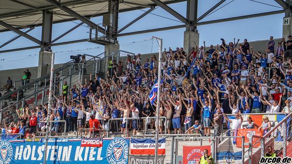 FC Ingolstadt 04 vs Holstein Kiel (1-5) (1)