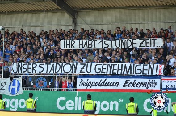 Holstein Kiel vs Eintracht Braunschweig (6-2) (3)
