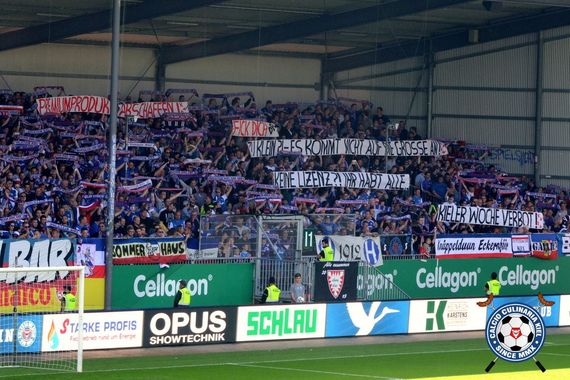 Holstein Kiel vs Eintracht Braunschweig (6-2) (7)