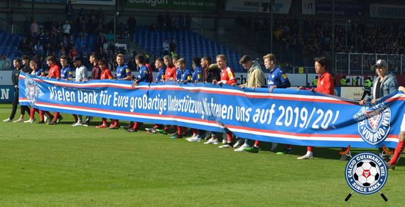 Holstein Kiel vs Dynamo Dresden (3-0) (2)