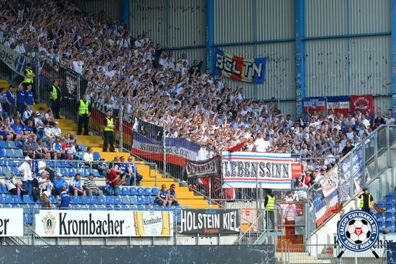 DSC Arminia Bielefeld vs Holstein Kiel (1-0) (4)