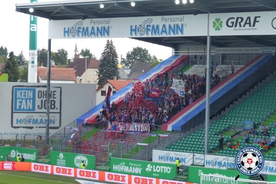SpVgg Fürth vs Holstein Kiel (4-1) (2)