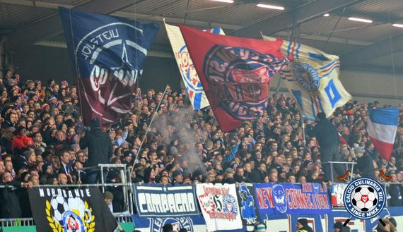 Holstein Kiel vs FC Augsburg (0-1) (3)