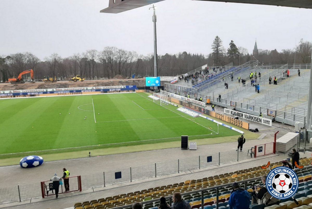 Karlsruher SC vs Holstein Kiel (0-2) (2)